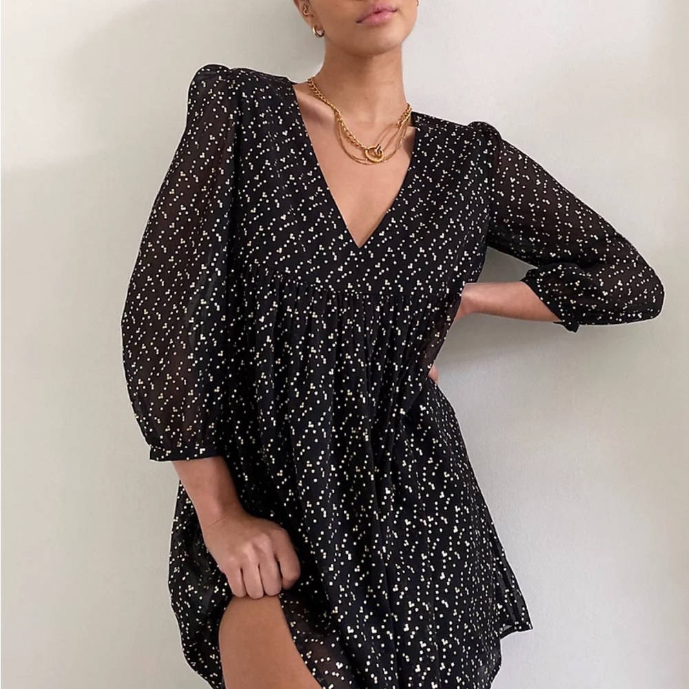 NWT Aritzia Sunday Best Jinx Dress in Black/Gold